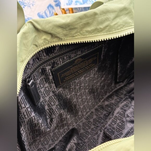 🆕 KURT GEIGER LONDON 🧿 NWOT Large Green Recycled Nylon Quilted Tote Bag - Picture 11 of 15